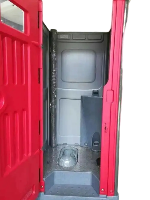 Roto Molding Environmentally Friendly and Lightweight Outdoor Portable Toilet