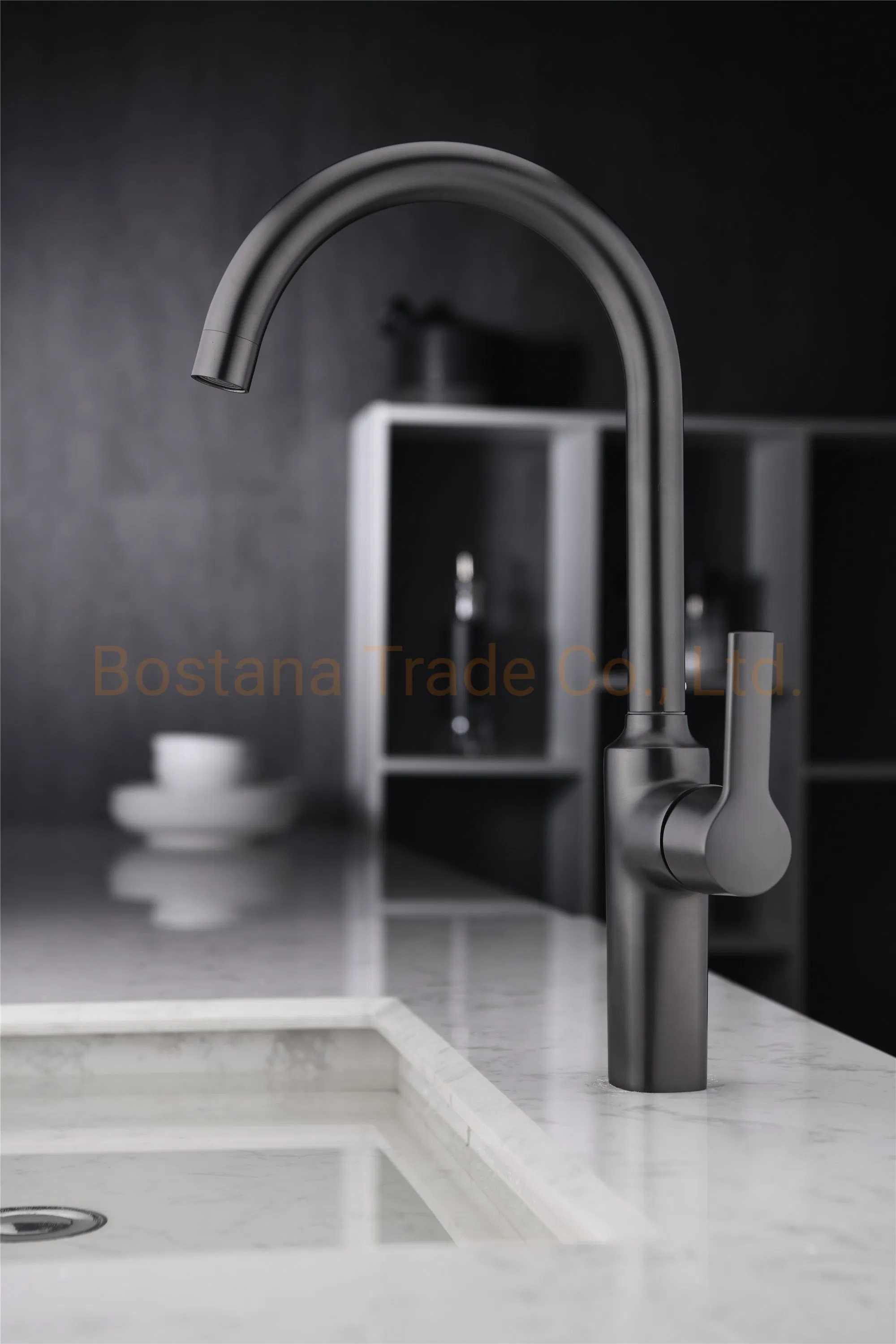 New Design Wall Mounted Bath Shower Faucet Black Shower Mixer