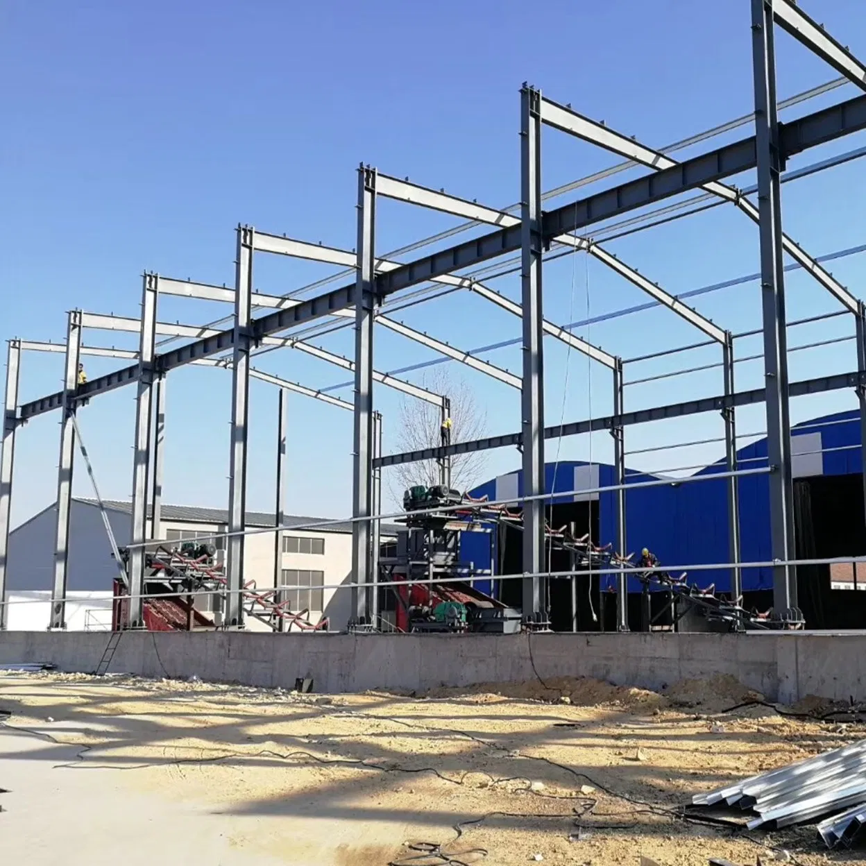 Low Cost High Quality Prefabricated Steel Structure Building with Industrial Metal Shed
