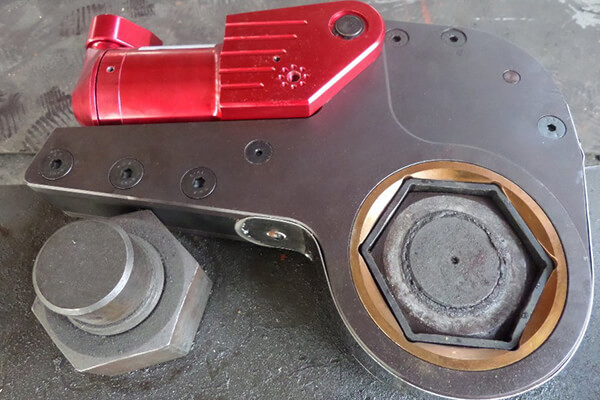 Customizable Hollow Hydraulic Torque Wrench