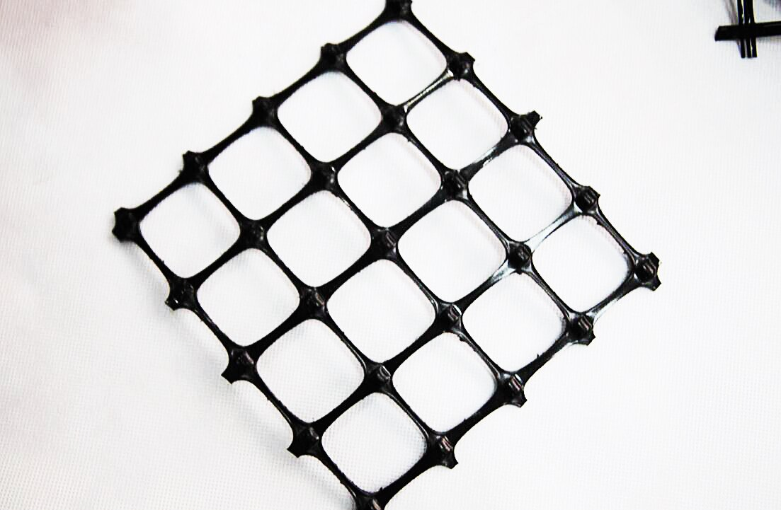 OEM Polypropylene Biaxial Geogrids Supplier for Soil Reinforcement Road Construction/Biaxial Geogrid for Base and Soil Reinforcement