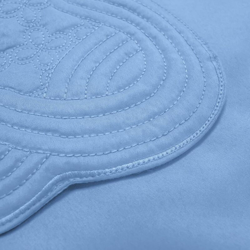 Elegant Brighthomey Table Placemats for Stylish Dining Experiences