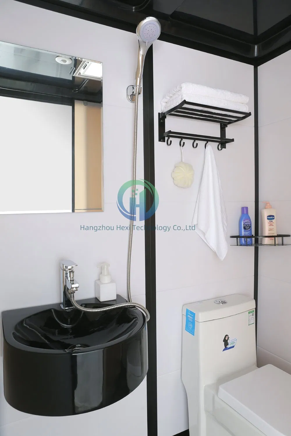 Modern One Bedroom Portable Shower Unit and Prefab with Glass Door