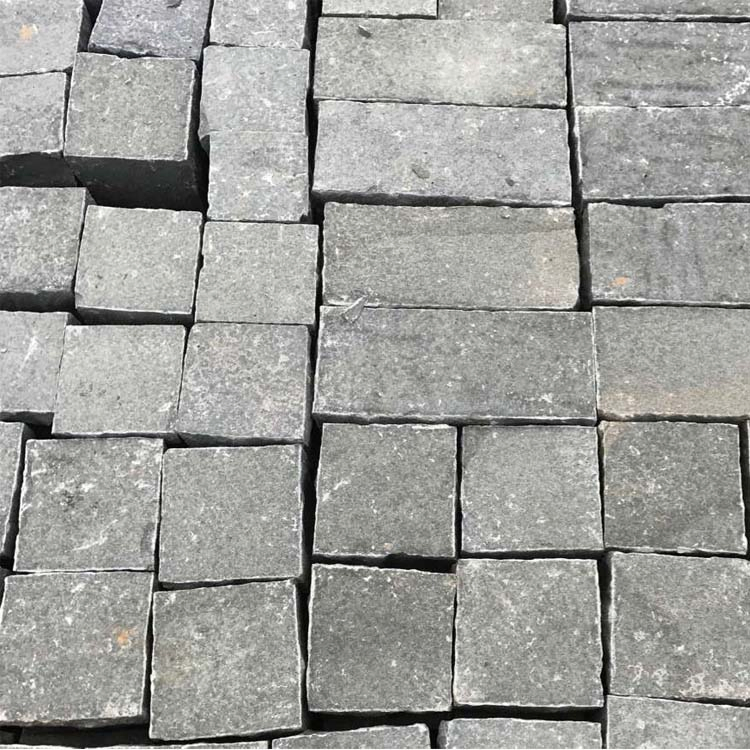 Flamed and Natual Split Sides Black Basalt Stone for Outdoor Paving Stone