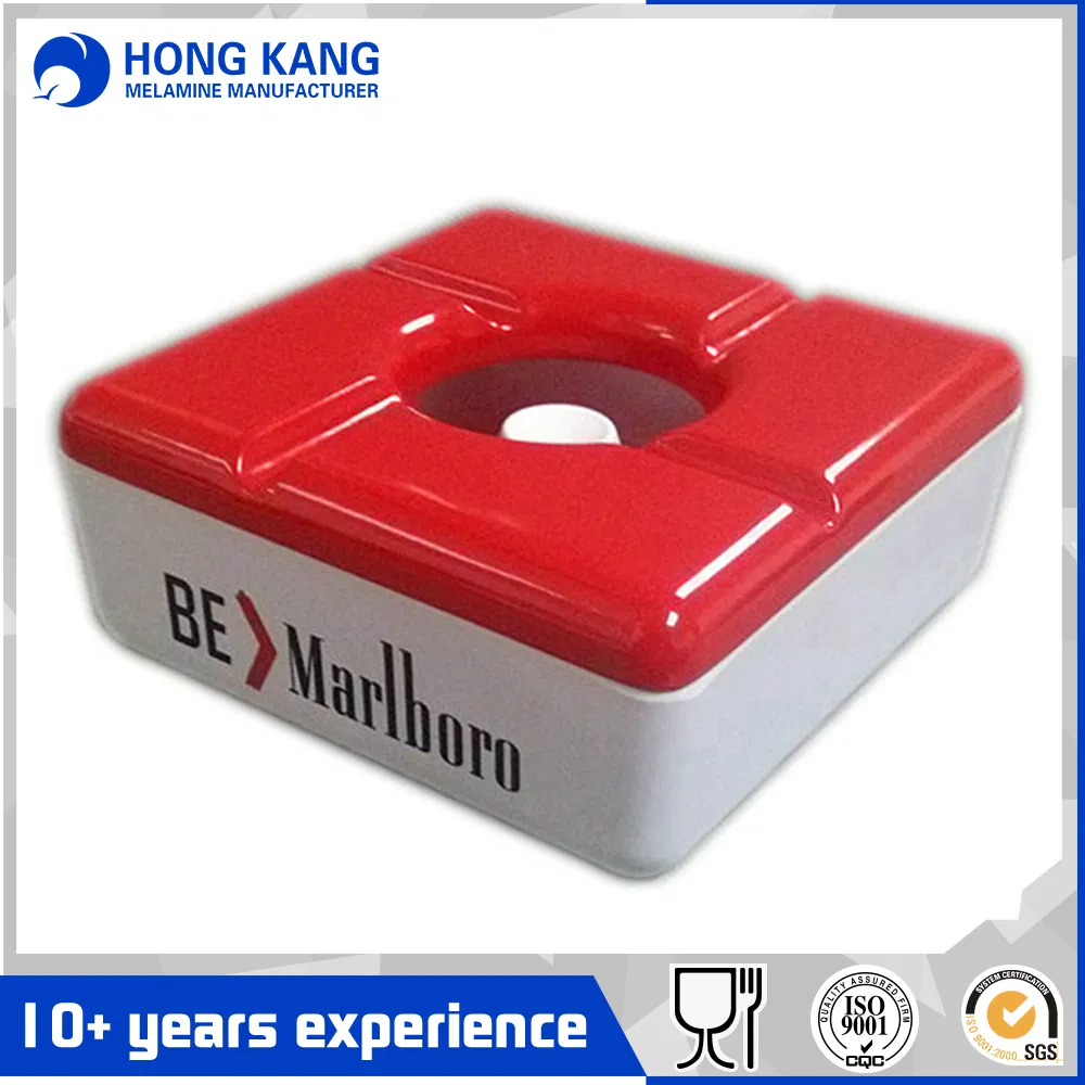 Passed Ce RoHS Square Blue Camel Ashtray with Lid