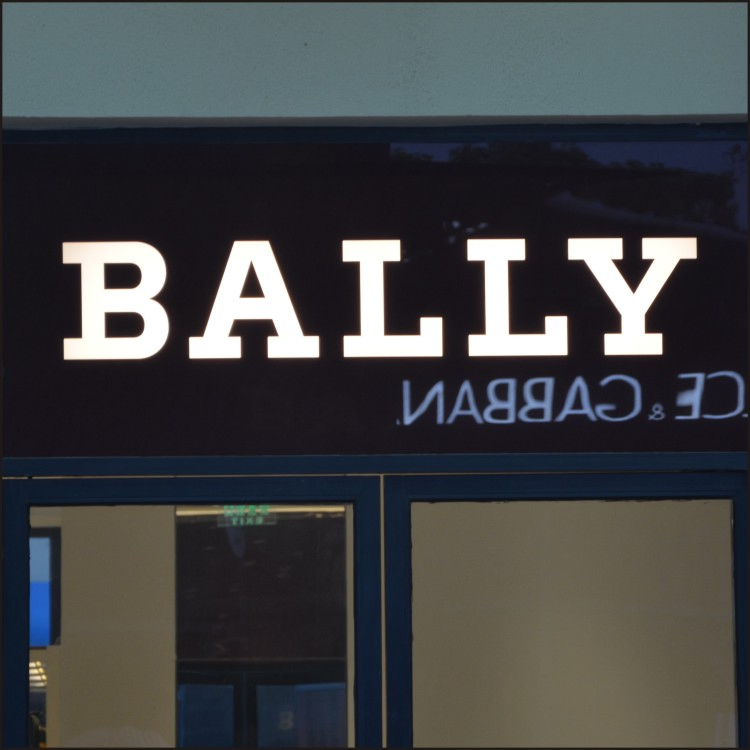 Goodbong Outdoor Business LED Brand 3D Design Car Logo LED Sign