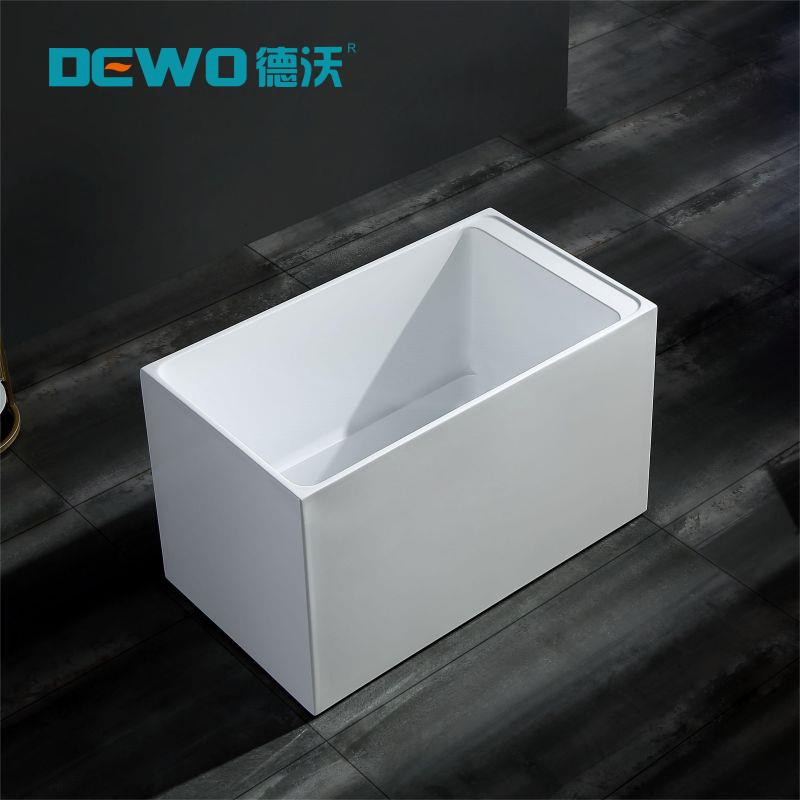 Детская акриловая ванна для купания DEWO