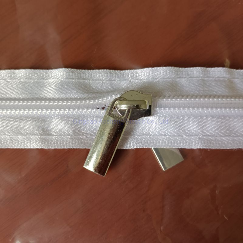Professional Zipper Door Dust Protection