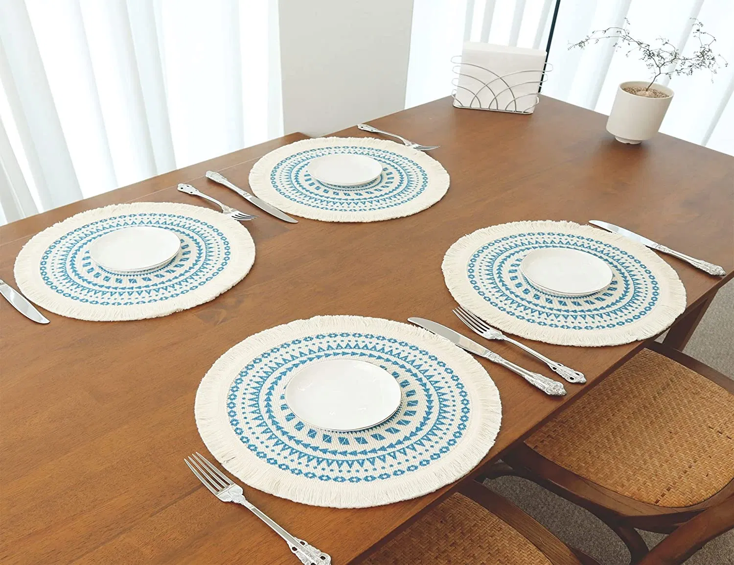 4 Round Boho Tassels Heat Resistant Non-Slip Washable Circle Placemats