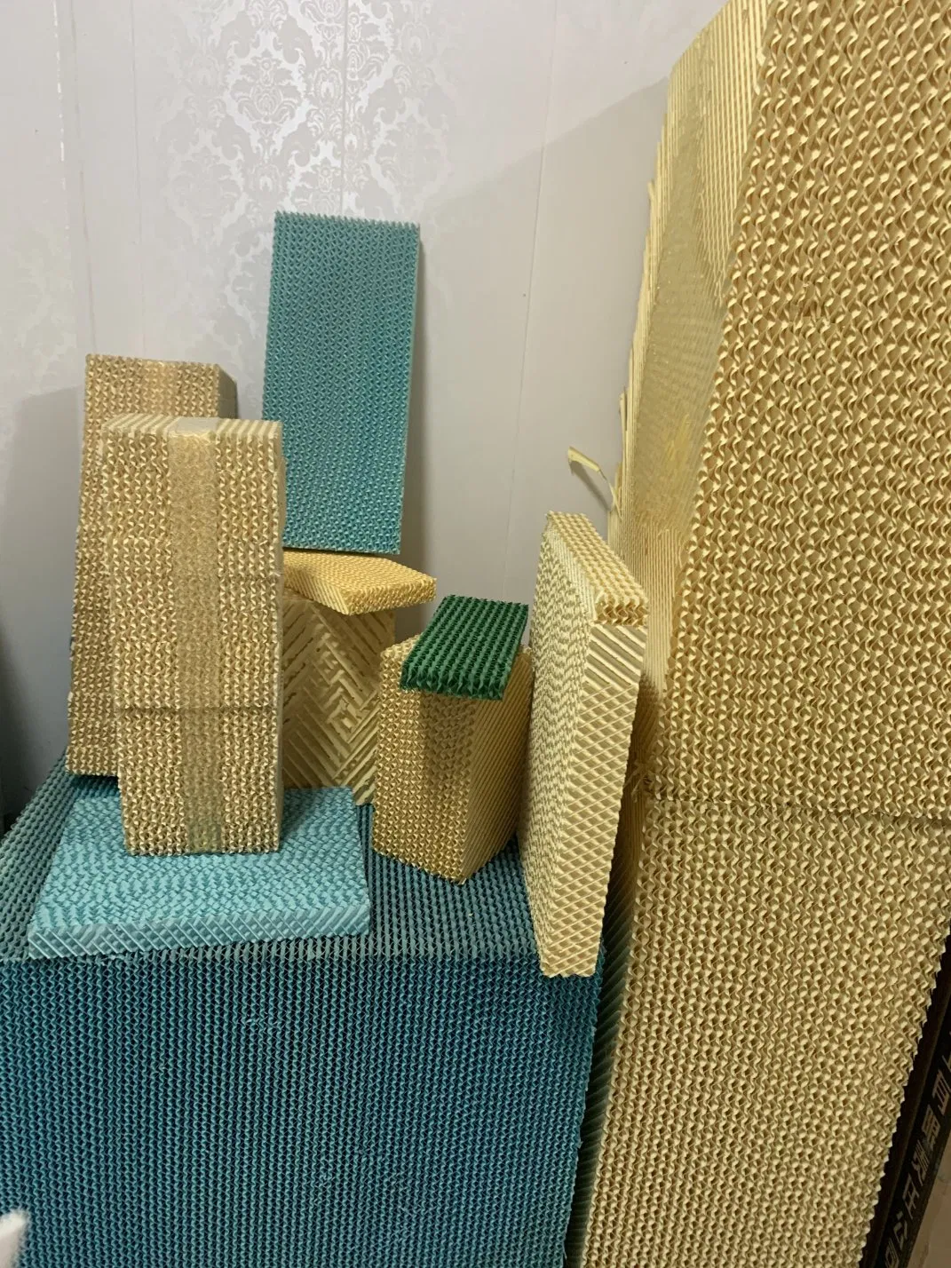 Wet Wall Evaporative Cooling Pad