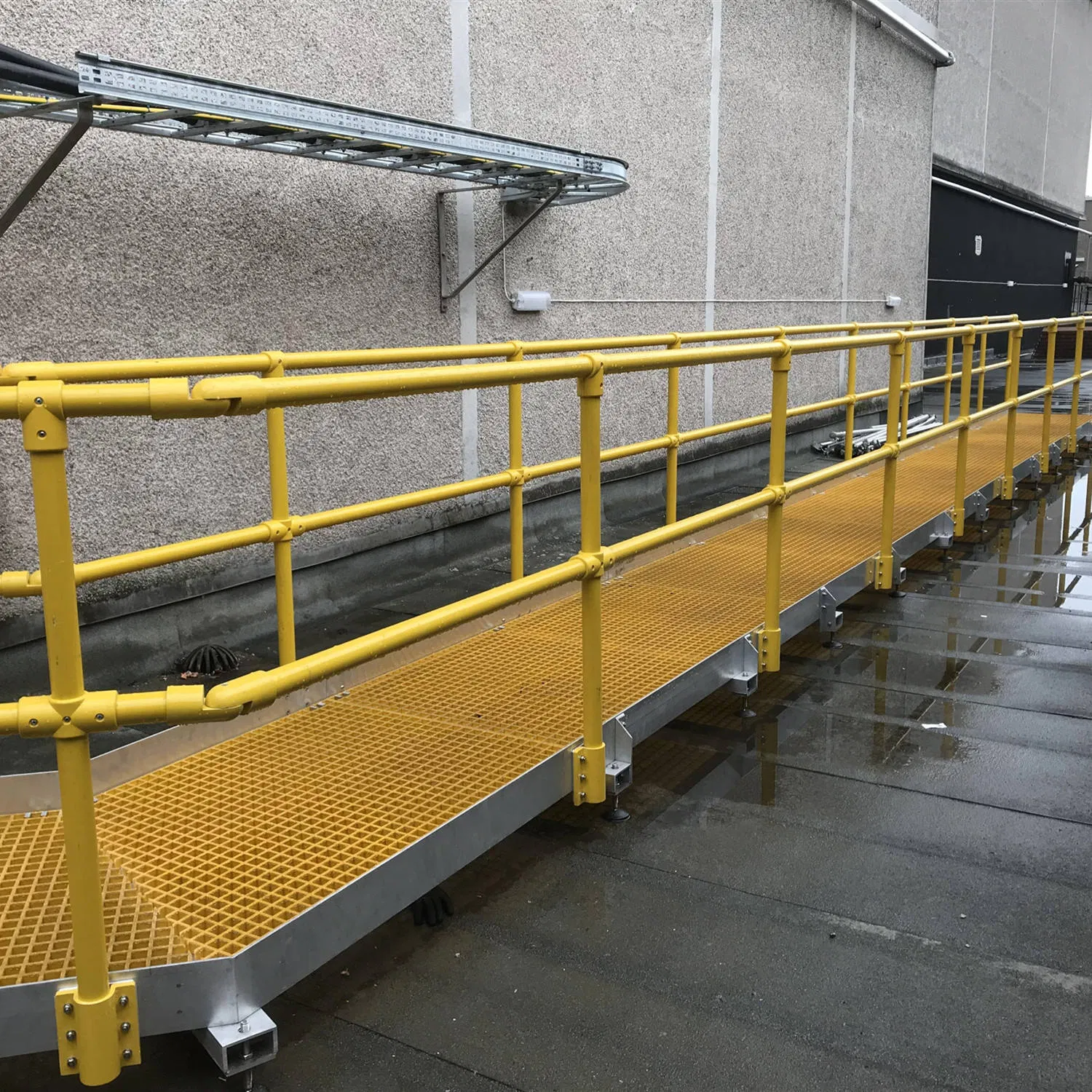 Offshore 38mm FRP Moulded Grating with Anti-Slip Surface