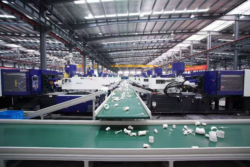 Zhongcai PPR Pipe Plumbing Tube Hot Cold HDPE PVC UPVC PPR PP Water Pipe Fittings Plastic Polyethylene