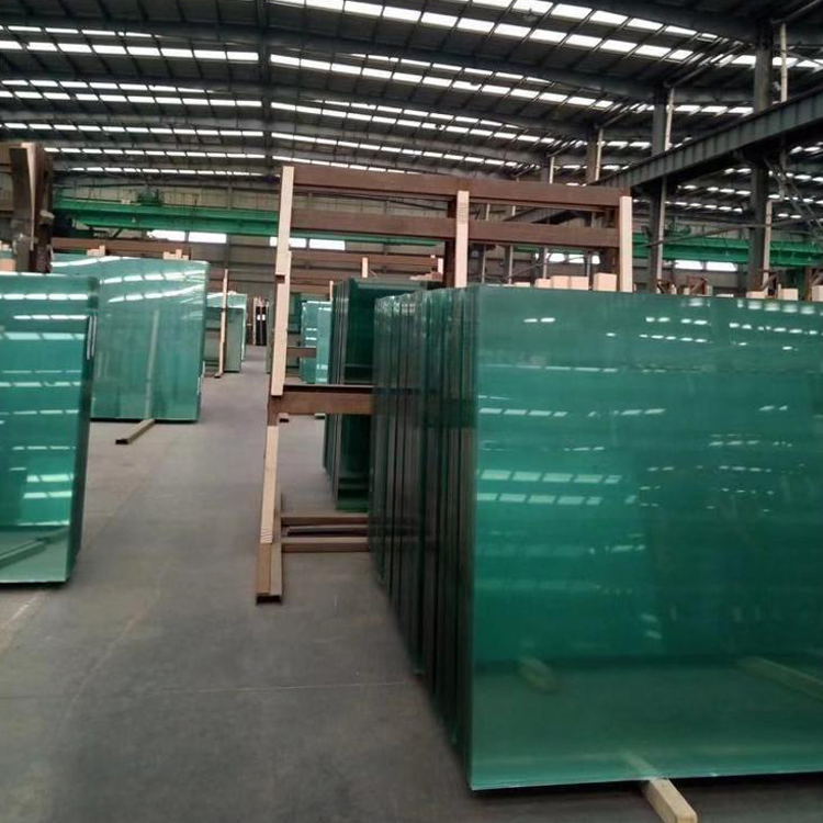 We Manufacture Architectural Clear Float Glass That Is CE Certified and Temperable