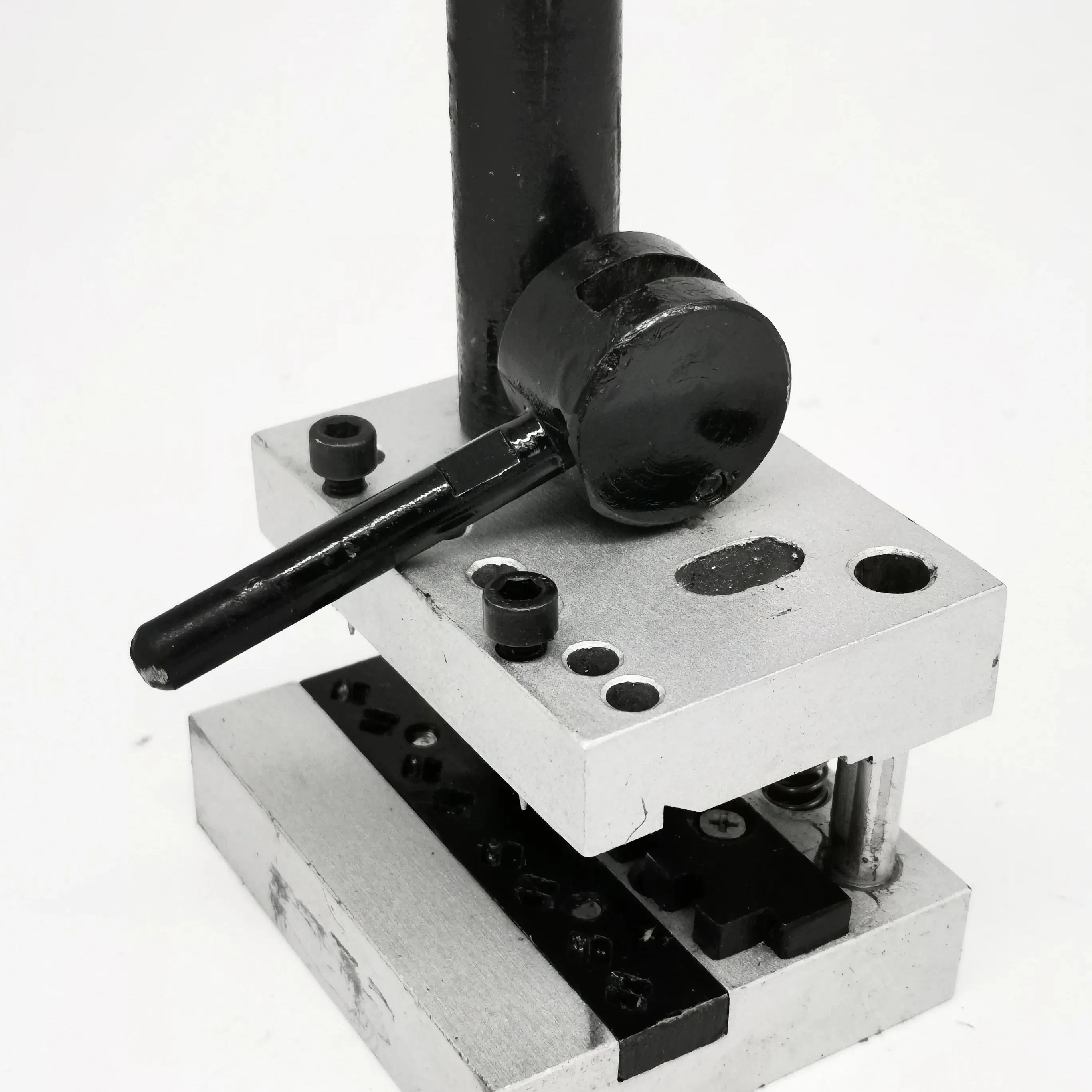 Conveyor Belt Fasteners Machine, Mr Fasteners Tool