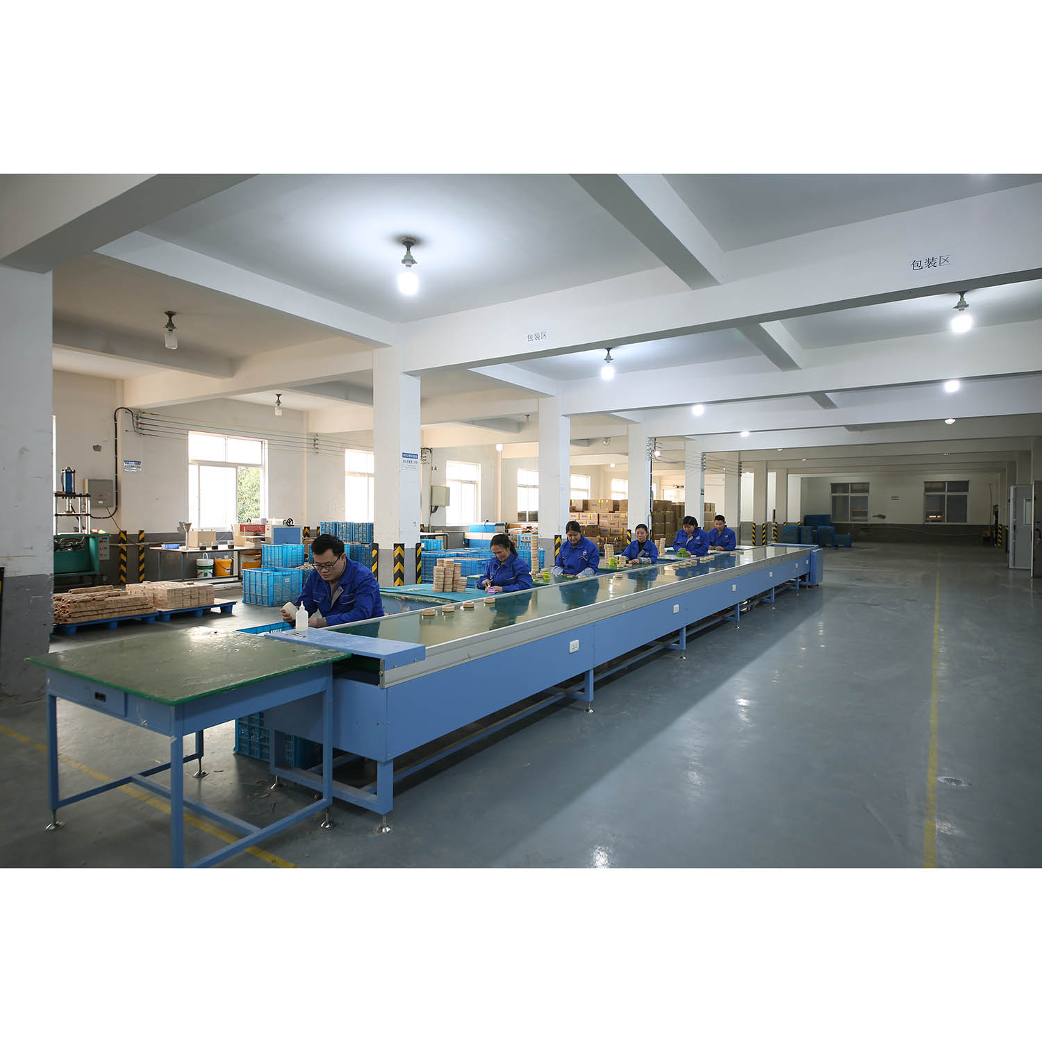 Стол и стул детский деревянный комплект