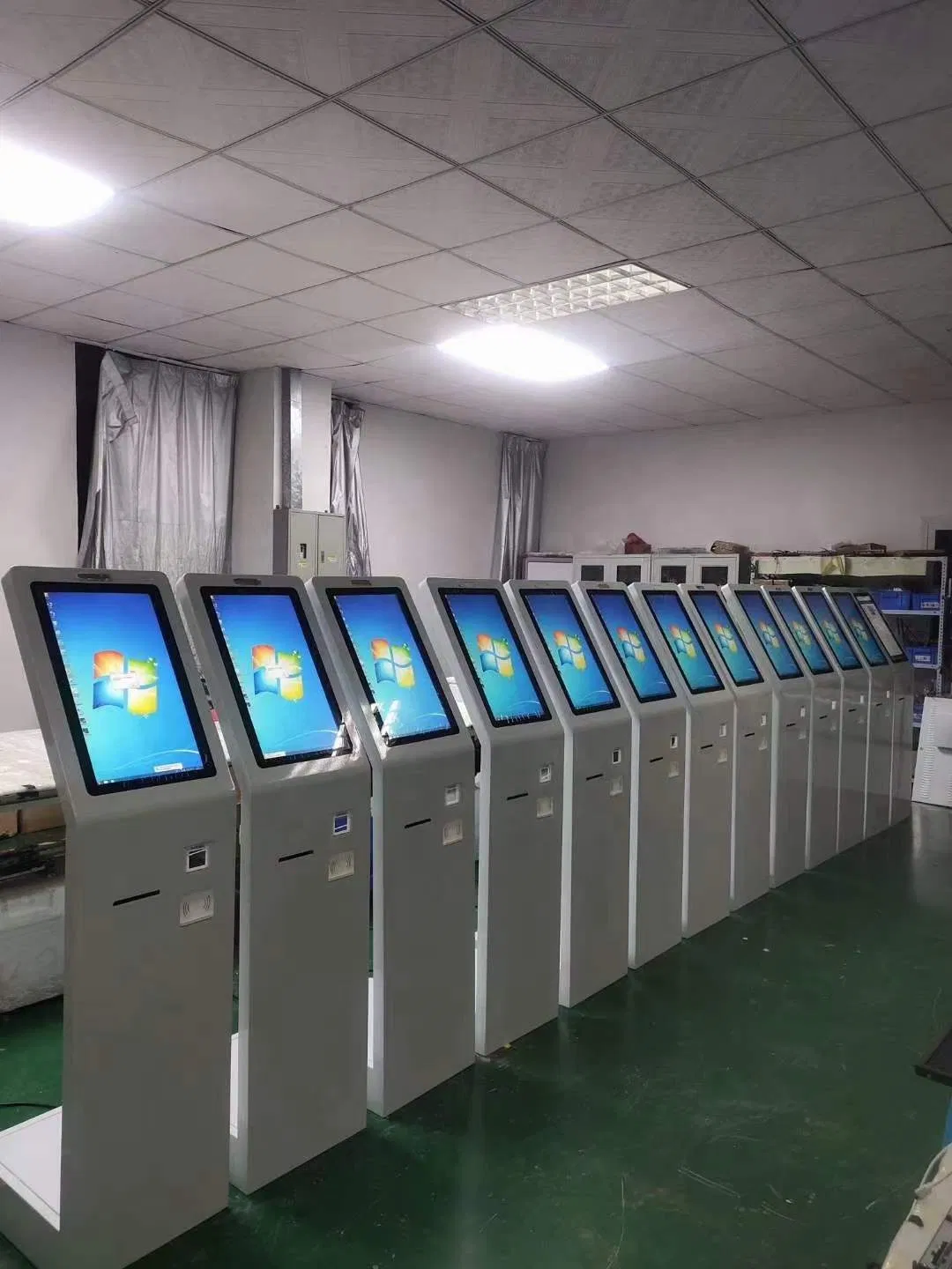 21.5 Inch Self Service Touch Screen Bill Payment Kiosk Self Pay Machine Barcode Scanner Kiosk for Chain Stores / Restaurants/ Fast Food Stores