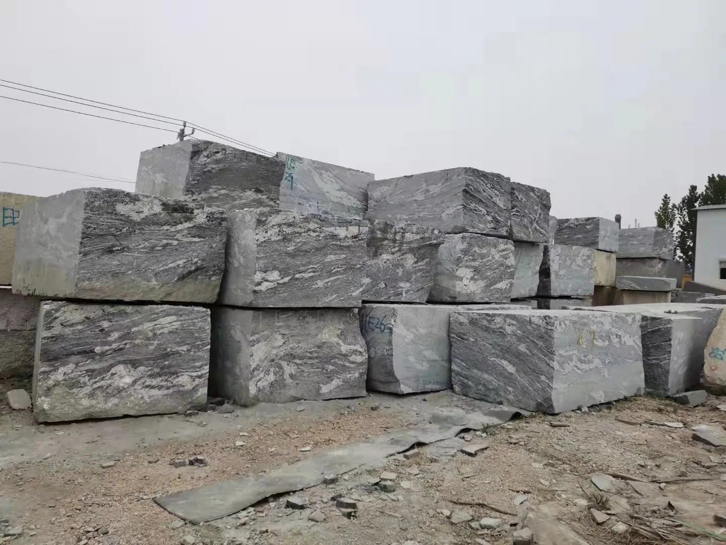 Romania Multicolor Red China Aurora Granite Tombstone Monument Headstone