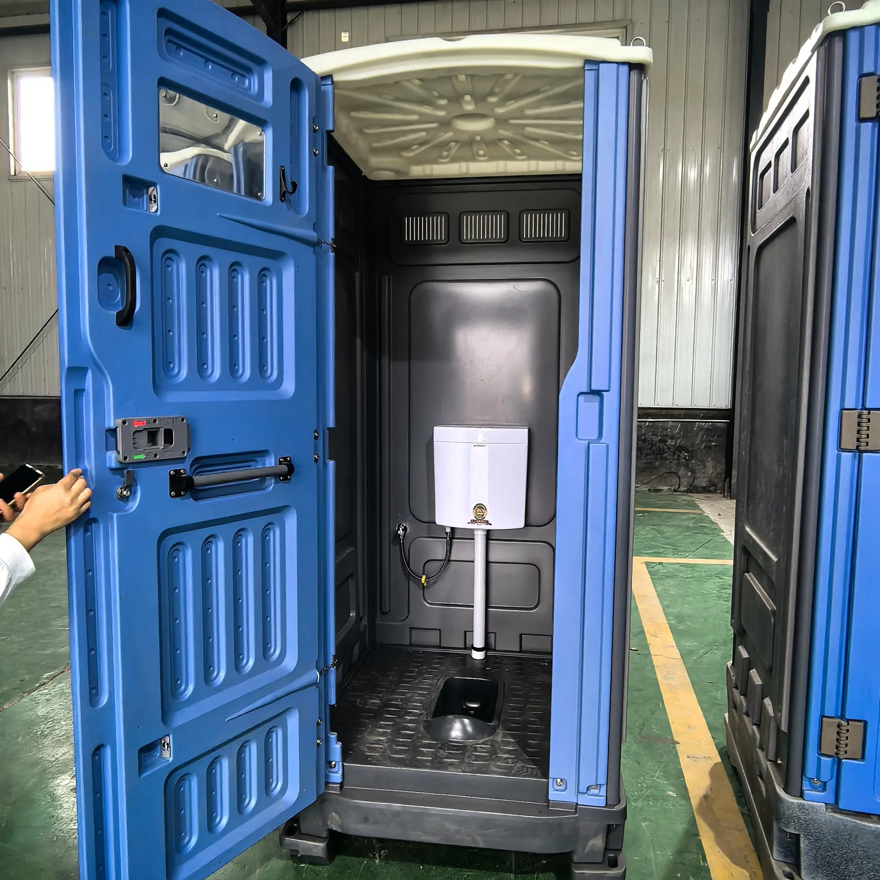 Outdoor Portable Toilets Shower Cabin Mobile Bathroom Restroom Moving