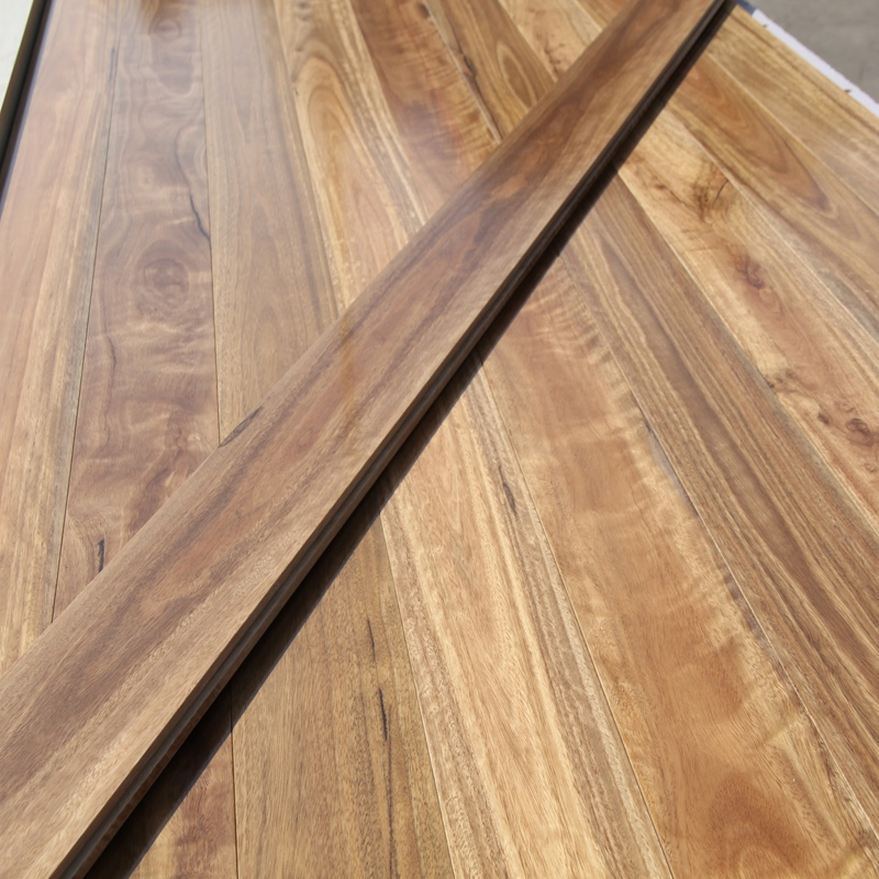 Household/Commercial Solid Spotted Gum Hardwood Flooring