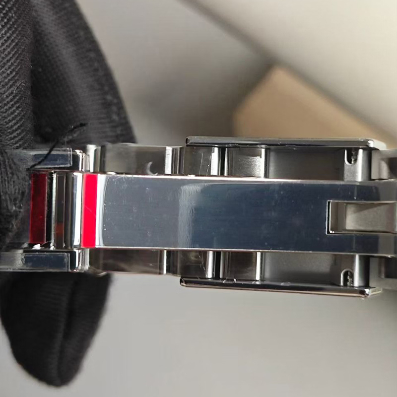 High-Quality Swiss Aaaaa Replica: Stainless Steel Quartz Edition Watch