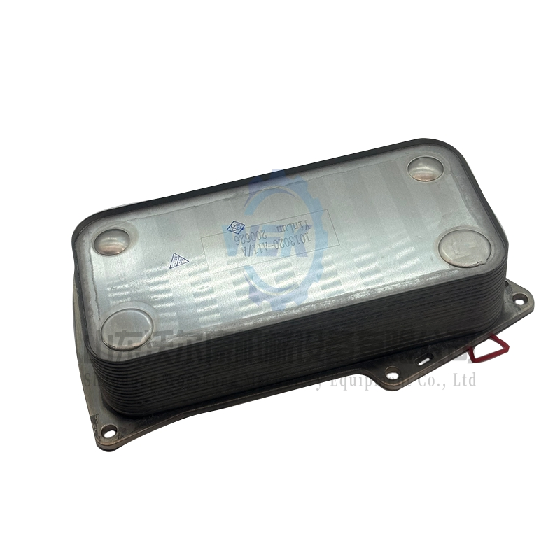 Маслоохладитель 04254427 04915764 для Volvo D6e и Deutz 2012