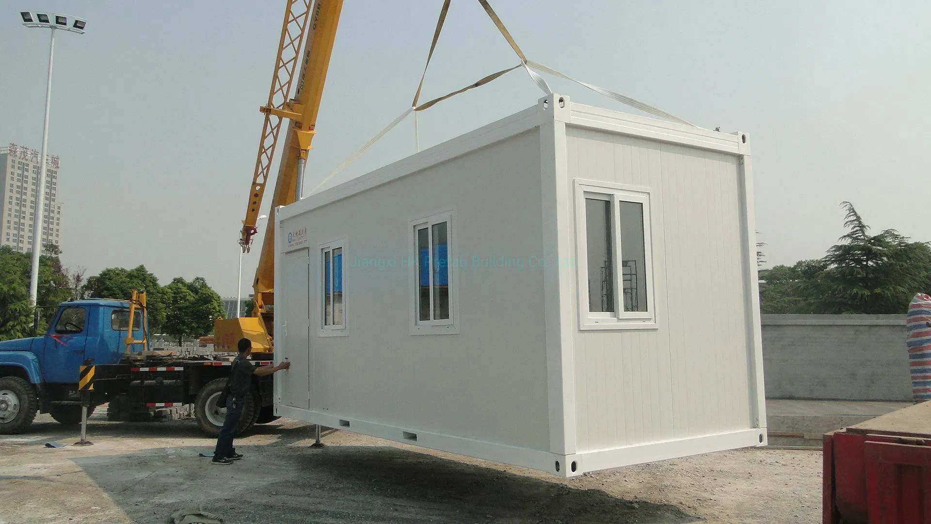 Modular Prefab Ready Ship Low Cost Container Site House /Dorm/ Hotel /Office.