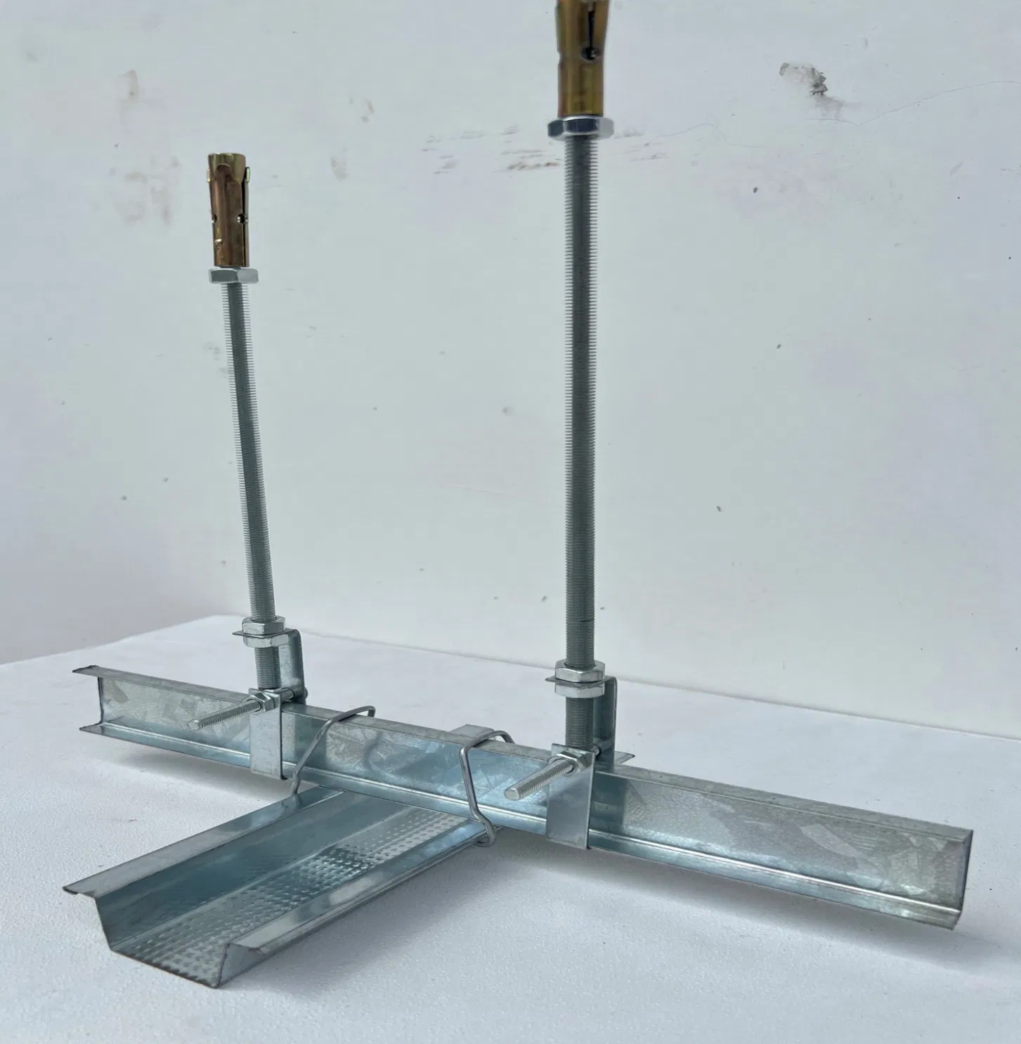 Innovative Galvanized Ceiling Steel Metal Frame Structure Suspended Ceiling