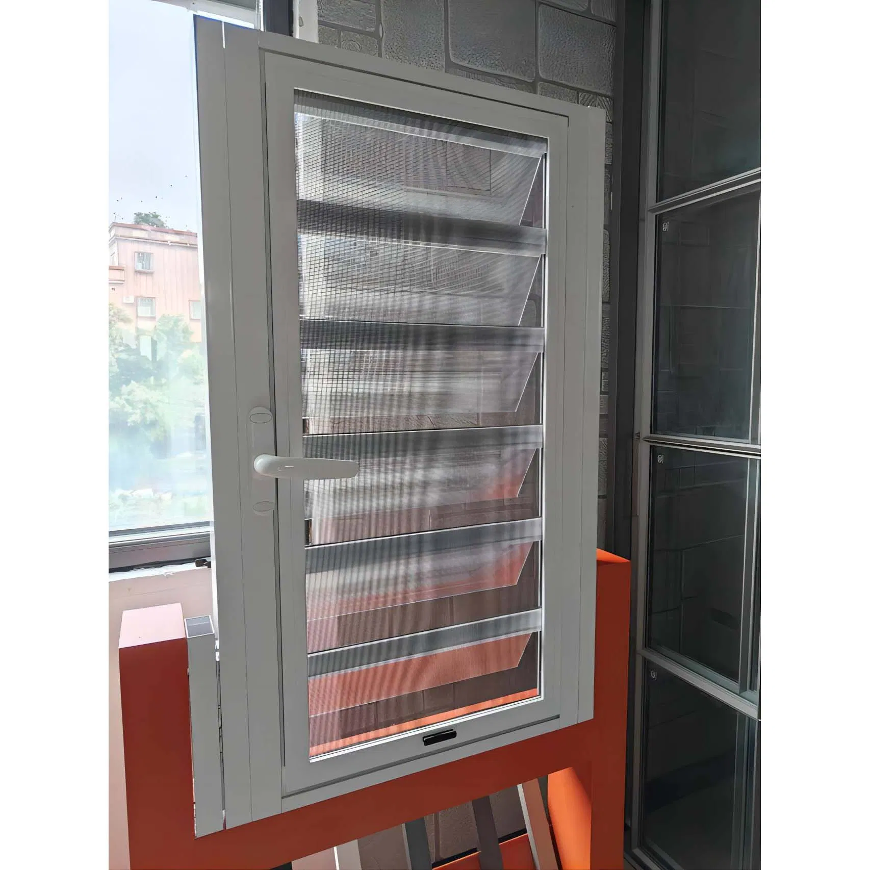 Kdsbuilding Aluminum Glass Louver Windows Supplier Aluminium Adjustable Louver Window for Apartment