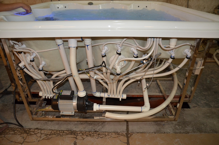 Гидромассажная ванна SPA для дома и улицы