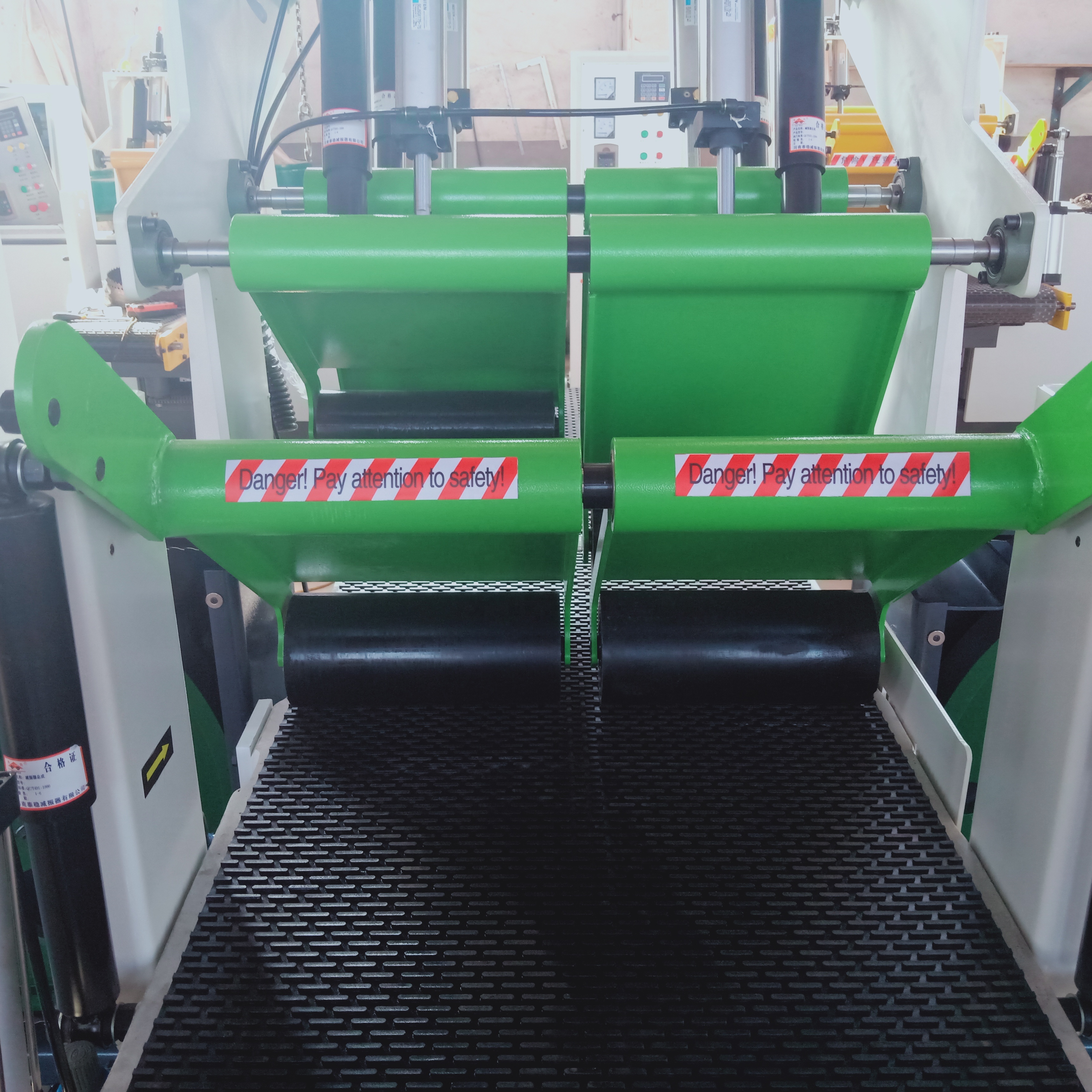 Станок ленточнопильный горизонтальный