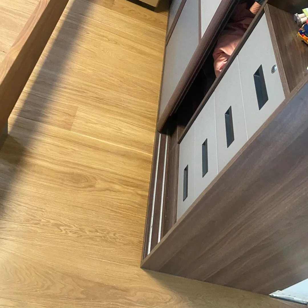 Multi-Layer Wood French Oak Hardwood Herringbone Wood Wide Plank 13mm Ash Engineered Floors