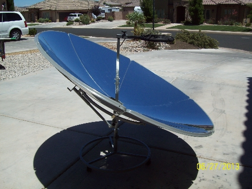 Parabolic Reflector Solar Cooker