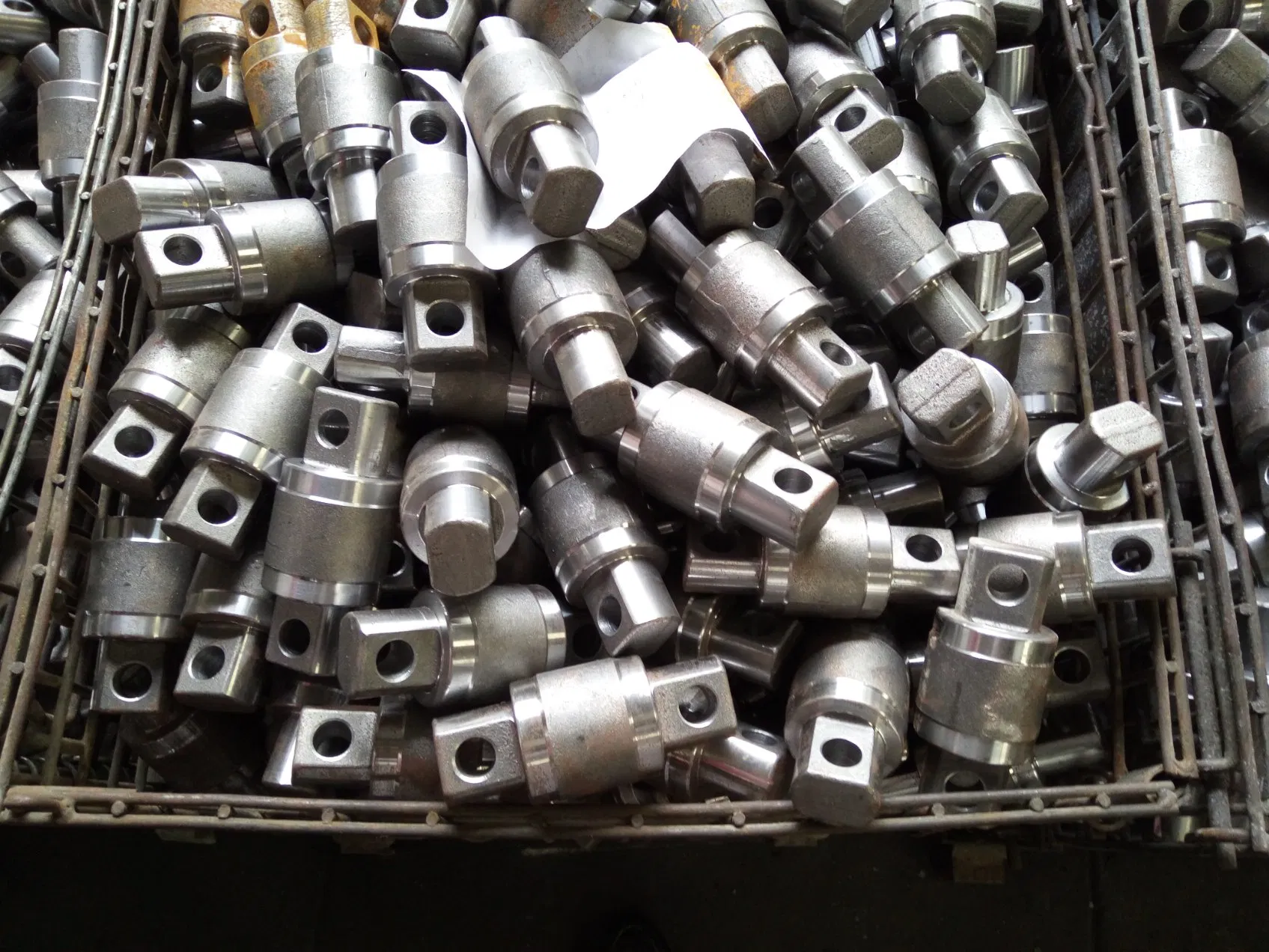 Резиновая втулка подвески Hyundai Mobis AA92A28156