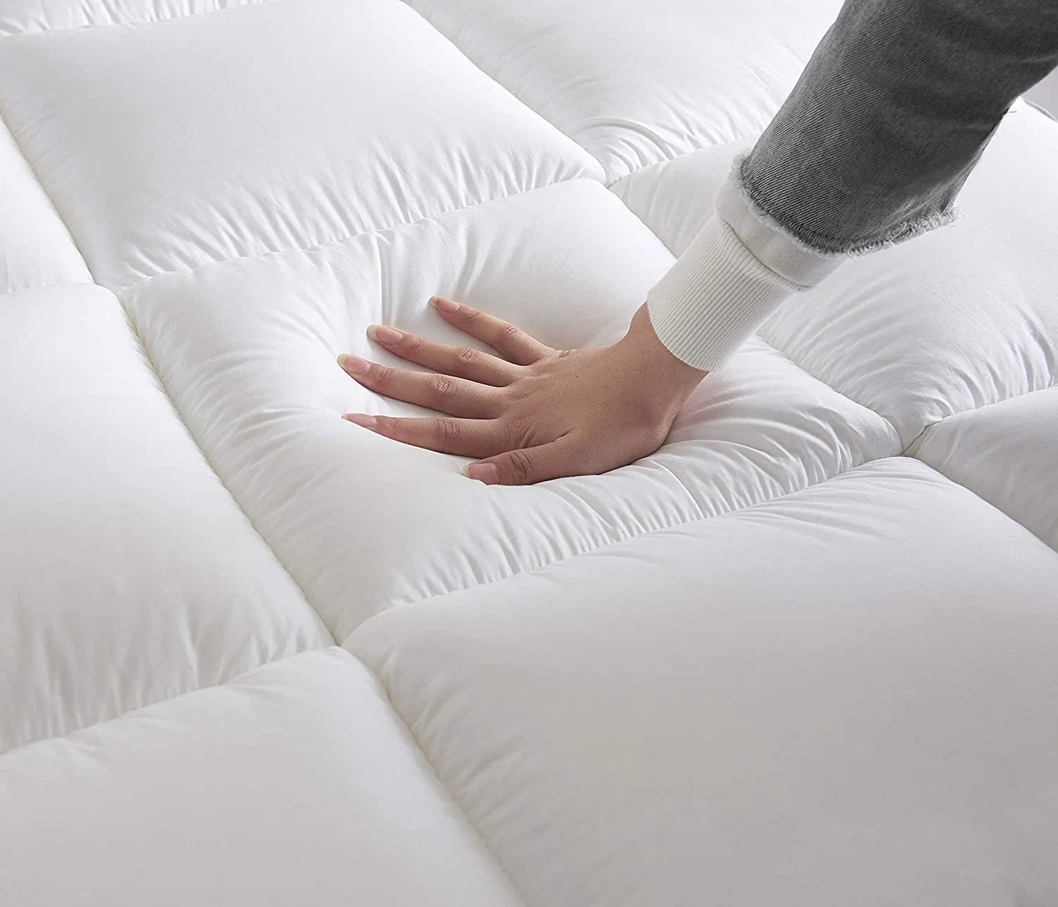 High Quality Cotton Mattress Topper Soft Down Alternative Mattress Pad Hotel Mattress Topper