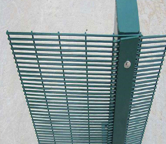Hot Dipped Galvanized Steel Welded Anti Climb Mesh