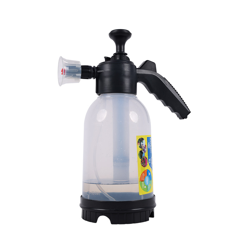 2L Car Wash Foam Sprayer with 2 Nozzles Hand Pressure Water Sprayer and Manual Sprayer