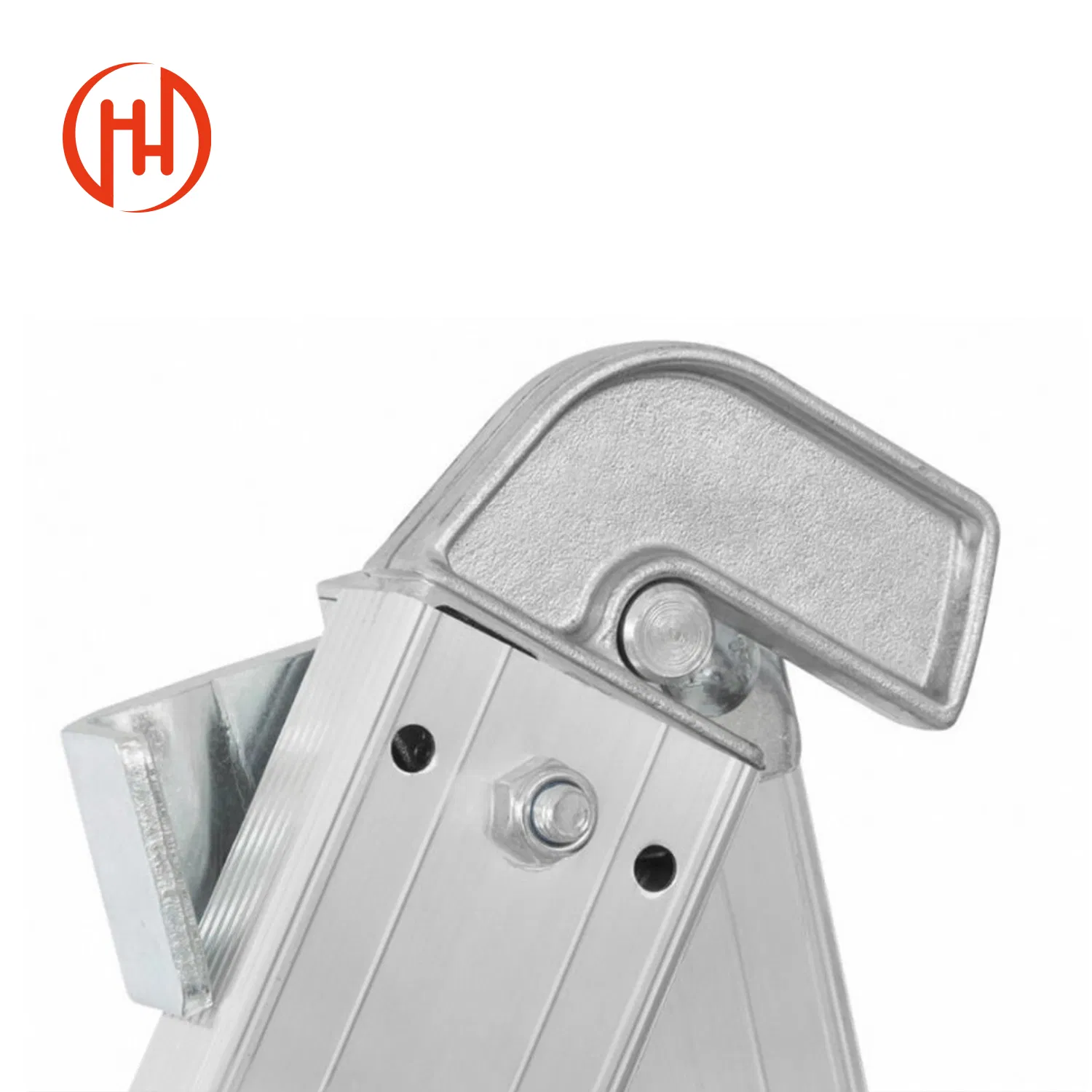 There Are Seatbelts for Home Use on Aluminum Ladders