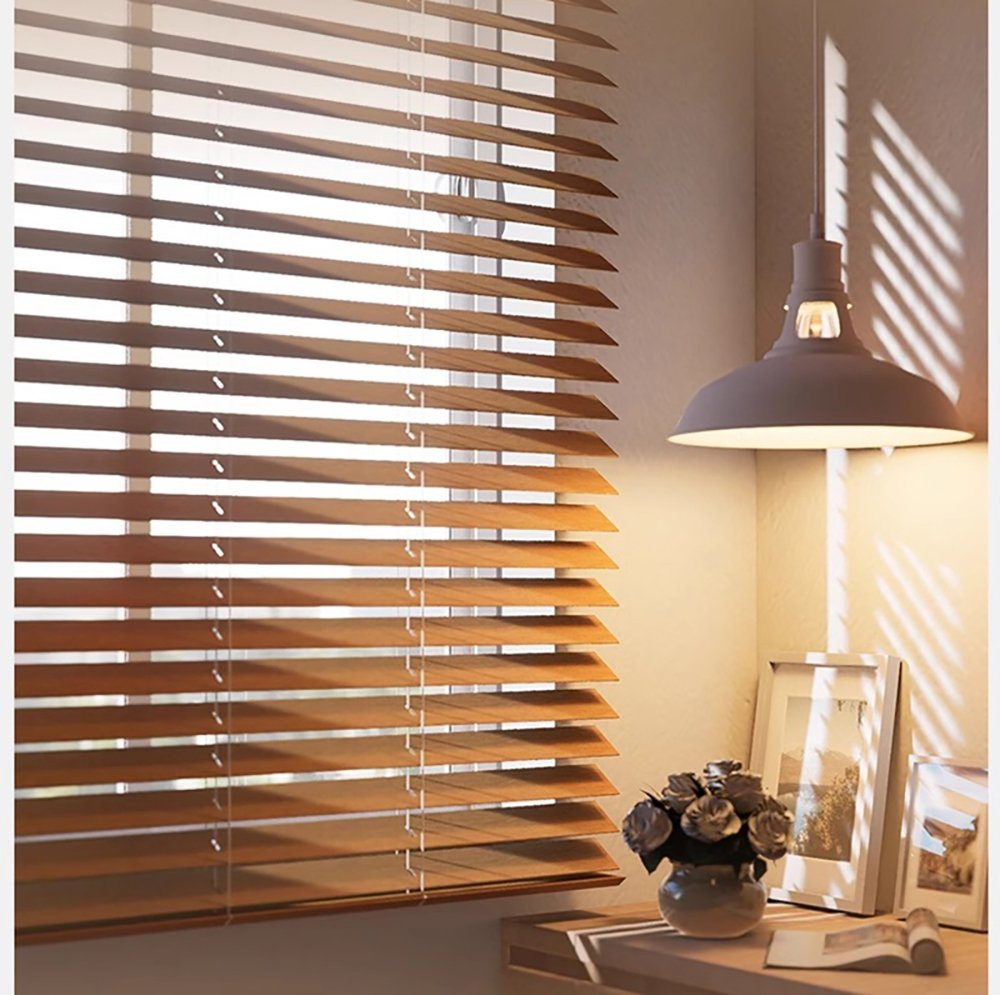 Chinese Horizontal Bamboo Venetian Blinds Sunlight Protector Eco-Friendly Mini Blinds