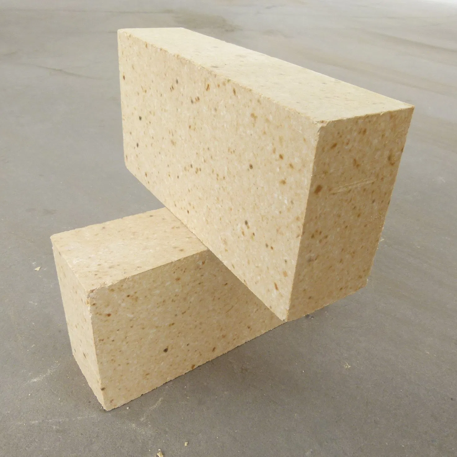 Огнеупорный кирпич из шамота Zhiyao для алюминиевой промышленности