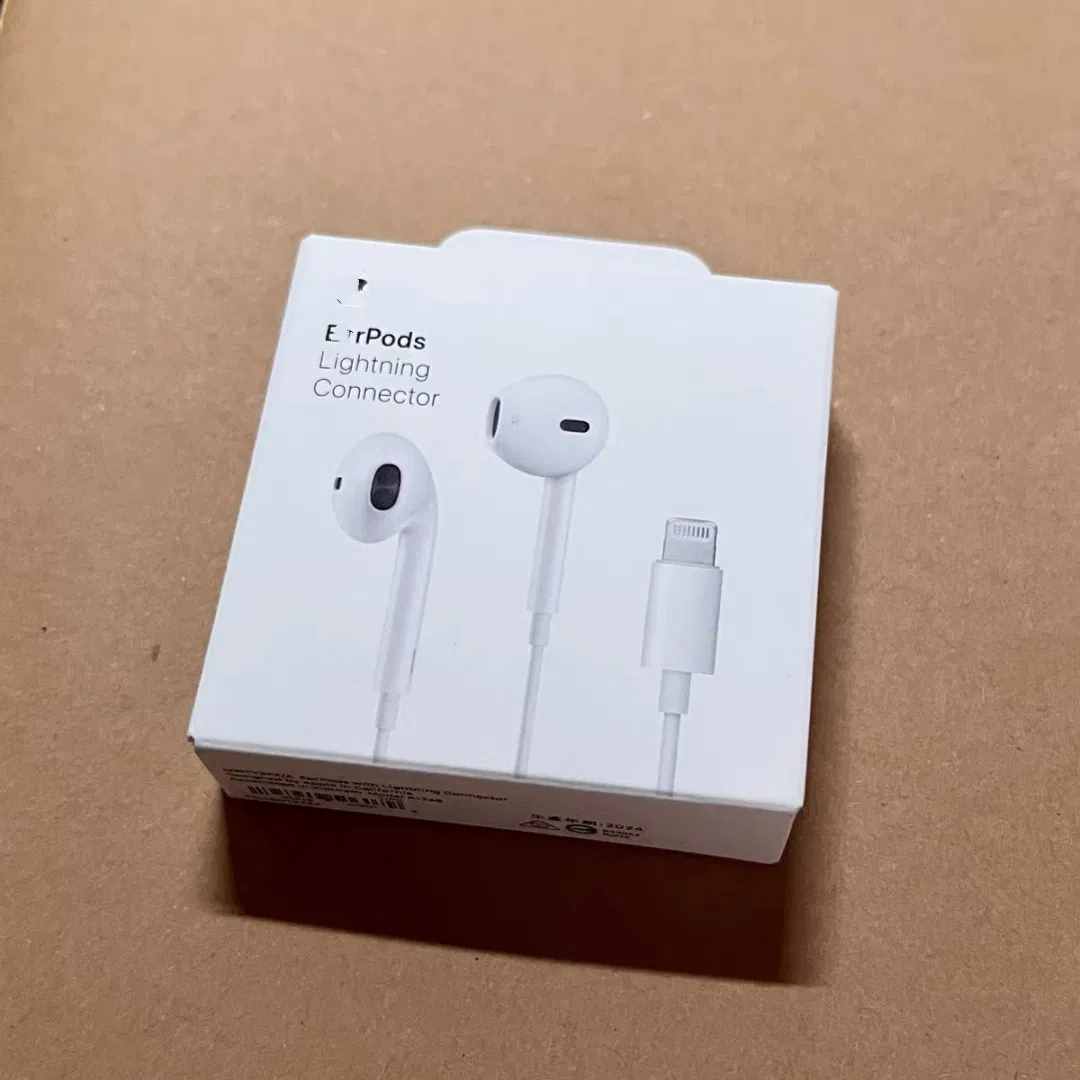 Проводные наушники для Apple Lightning и Type-C