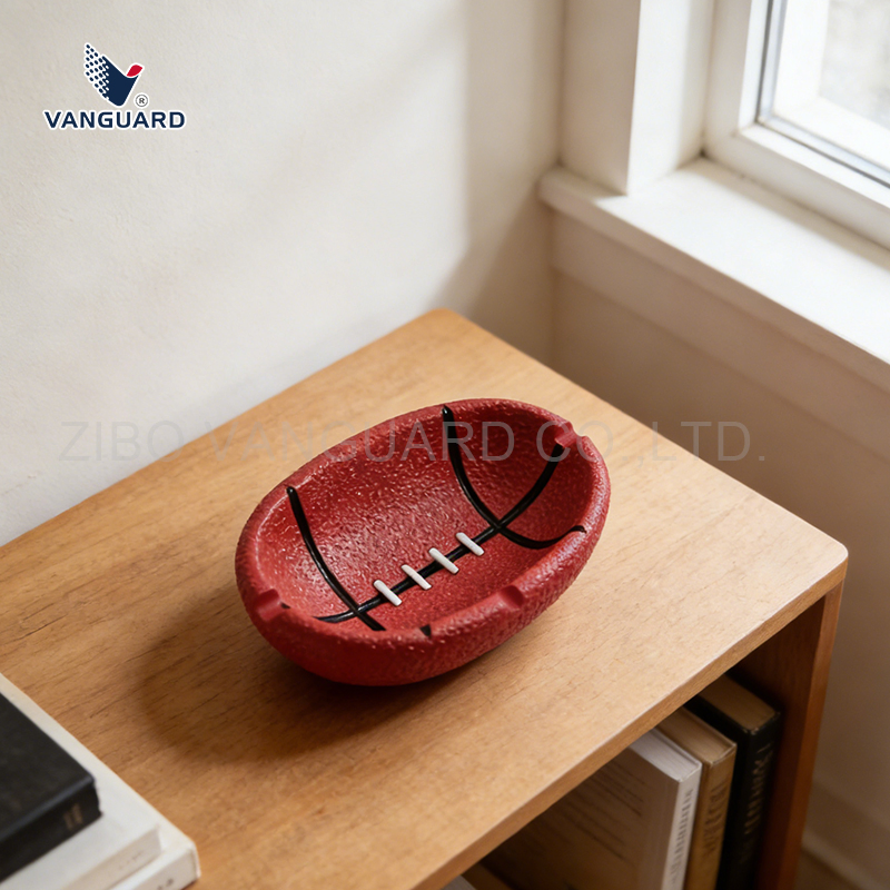 Football Figurine Polyresin Handicraft Ornament Custom Resin Ashtray for Home Decoration