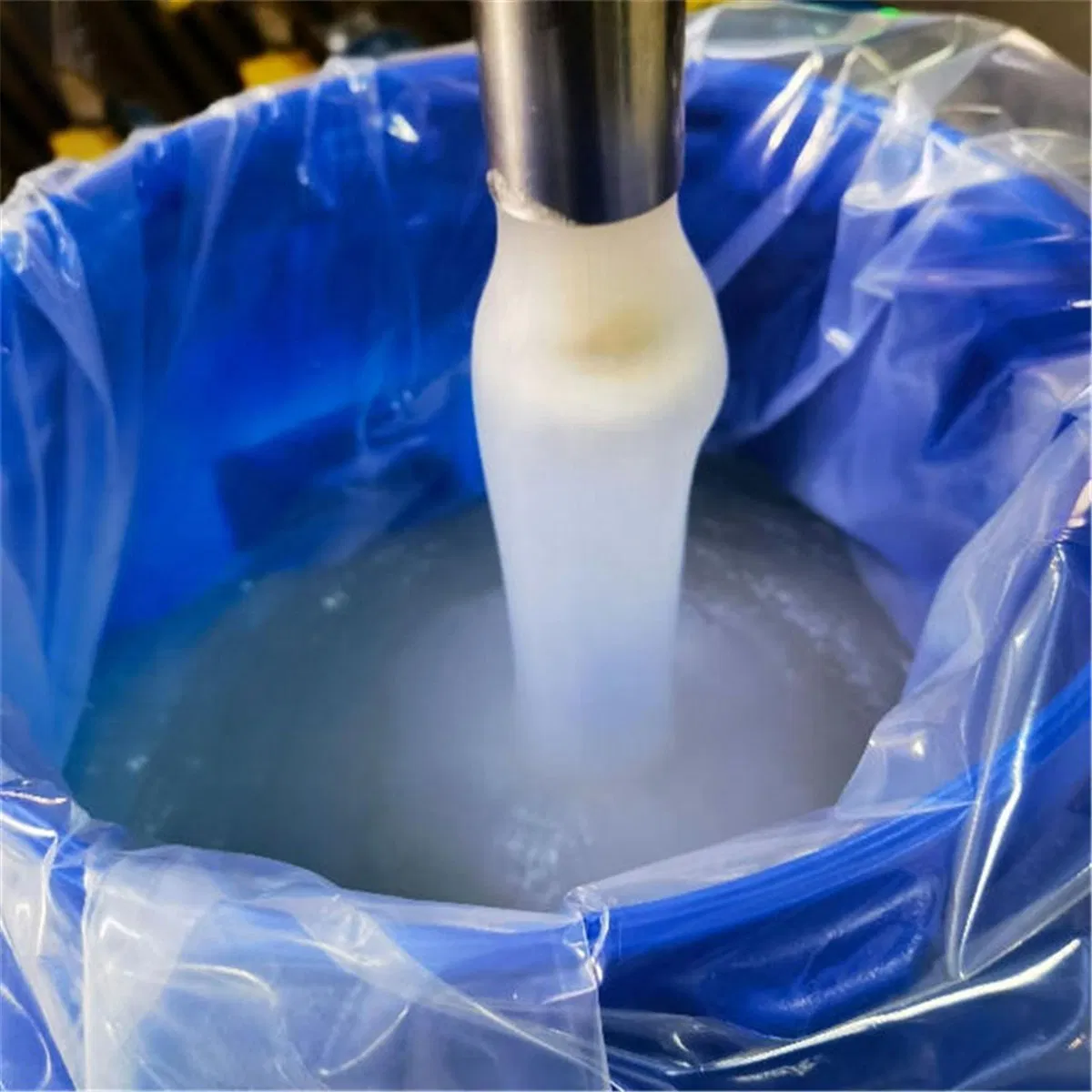 China Manufacturer Price Detergent Sodium Lauryl Ether Sulfate SLES 70% Foaming Shampoo