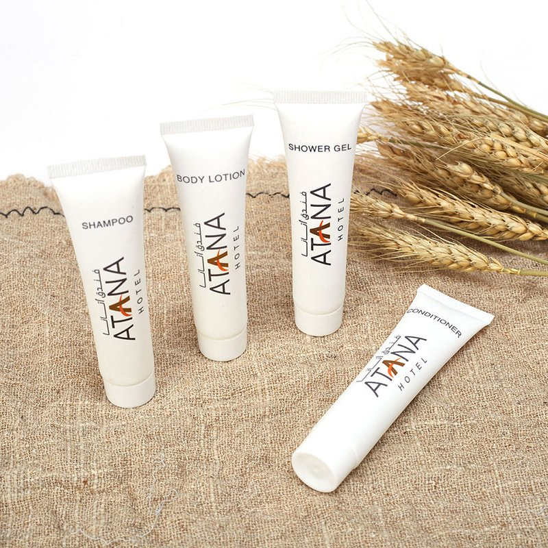 Custom Logo Luxury Hotel Bathroom Amenity Kit 30ml Small Disposable Hotel Size Shampoo and Conditioner Set