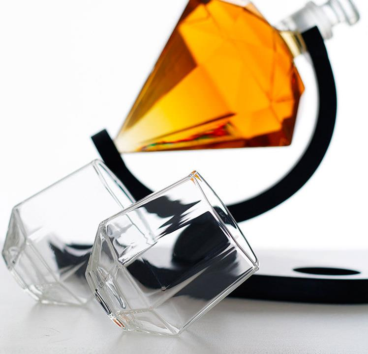 Whisky Decanter Sets 1000ml Diamond-Shaped Decanter with Gift Box