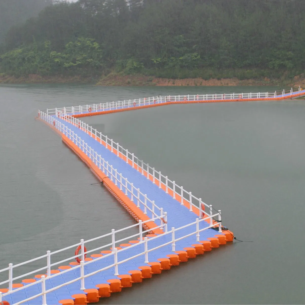 High-Strength Floating Bridge for Mixed Pedestrian/Vehicle Access