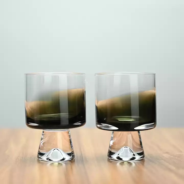 Стеклянный кувшин 1.5 галлона с кружками