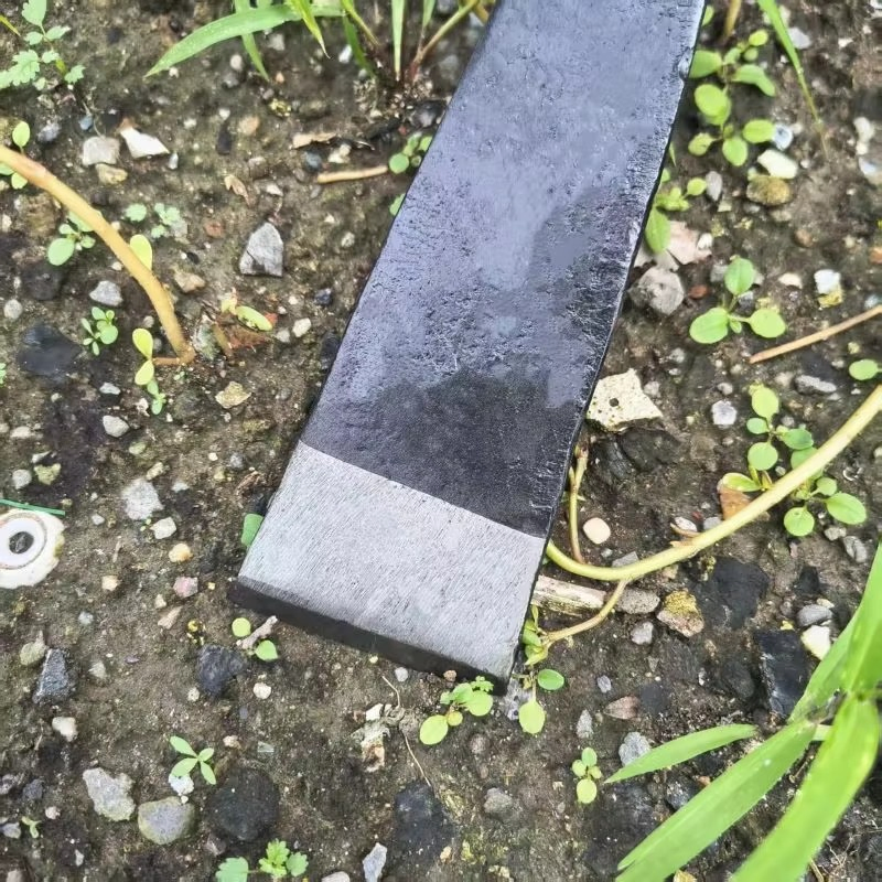 P402 Industrial Grade Rail Steel Pickaxe Mattock Black Wooden Handle 2kg