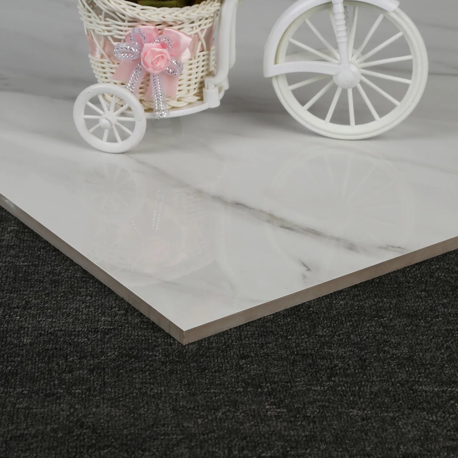 Natural Carrara White Marble Glazed Floor Tiles with Low Water Absorption
