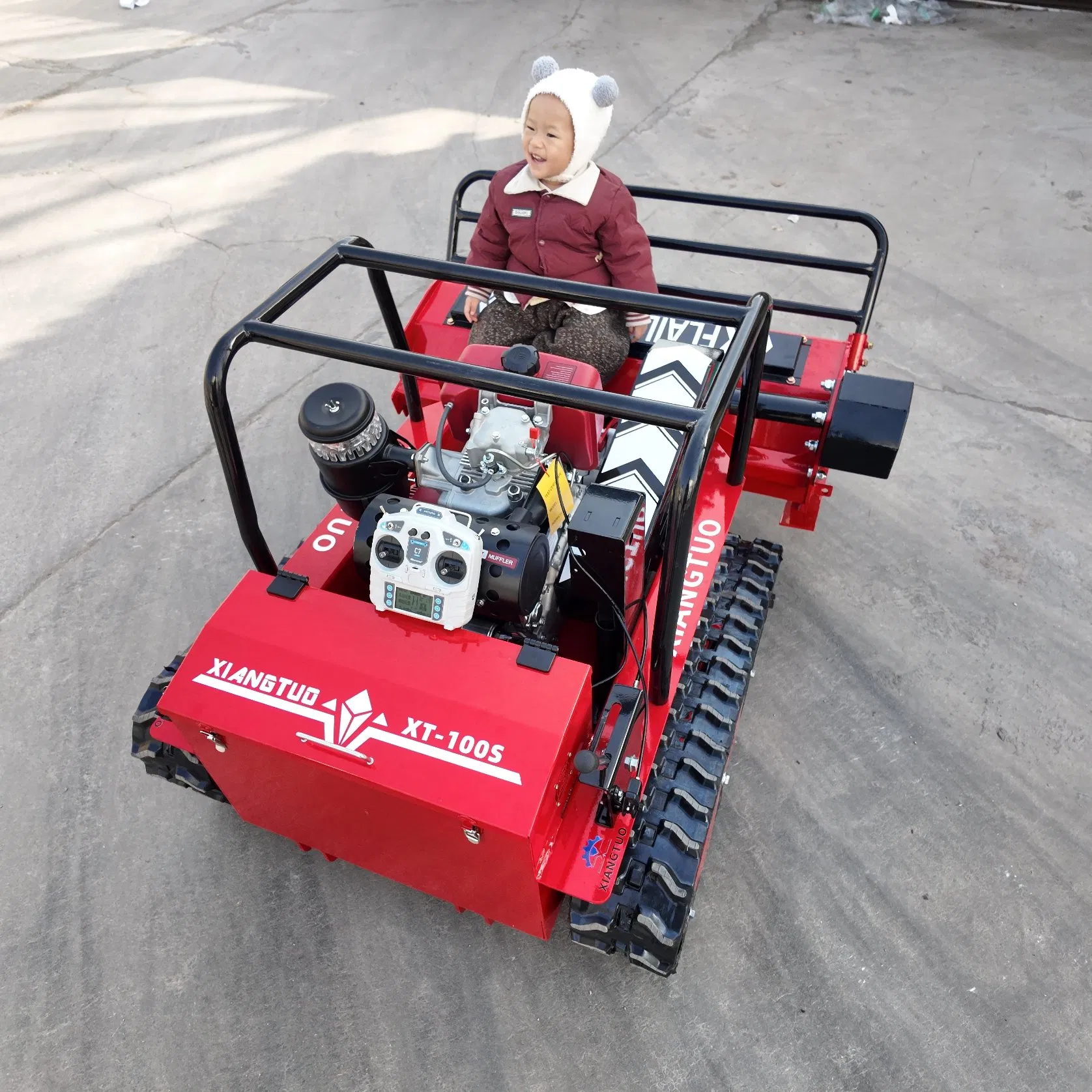 Газонокосилка-робот с бензиновым двигателем, дистанционное управление