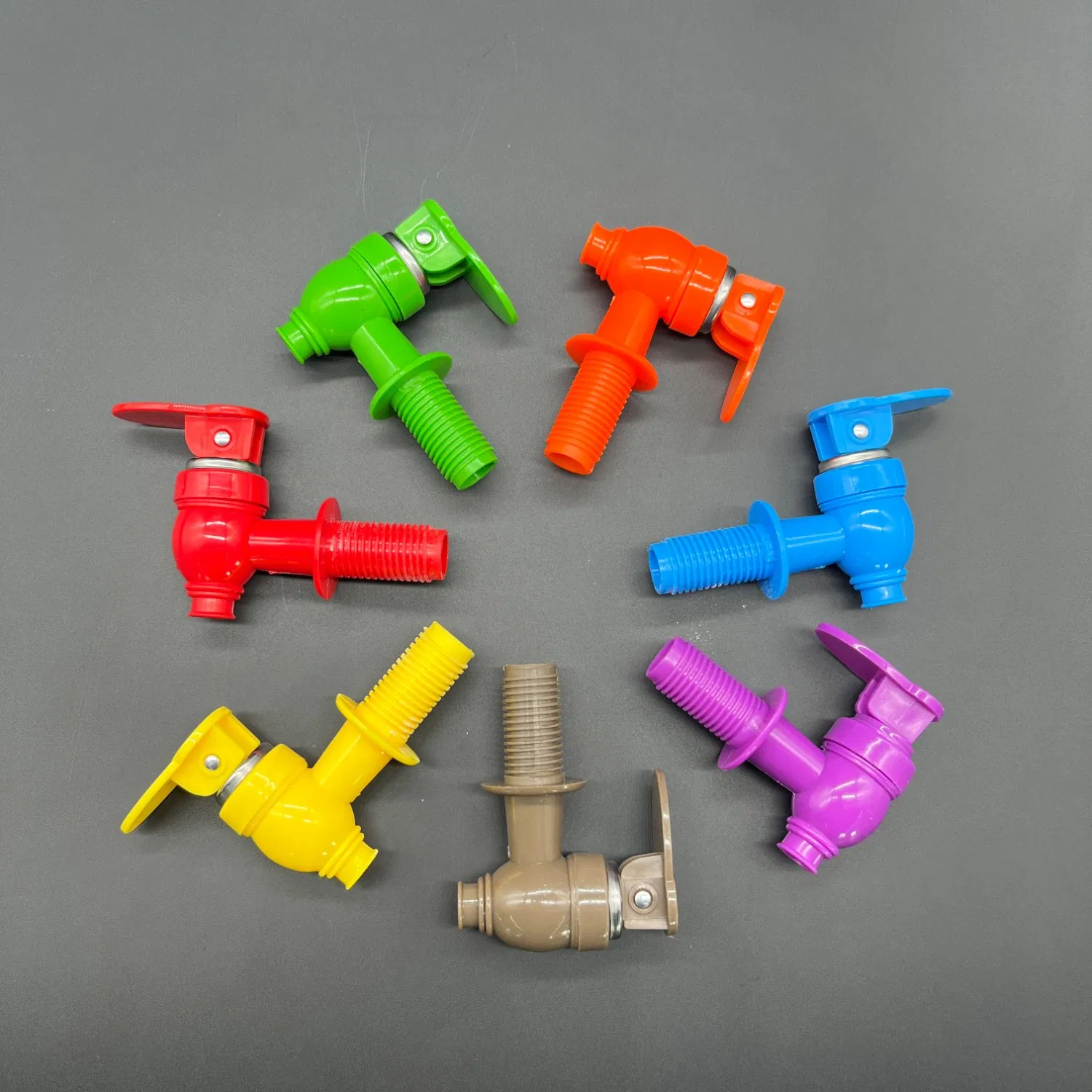 China Supplier Plastic Water Dispenser Tap for Europe and American Market 1/2 1/4PP PVC Spigot Faucets